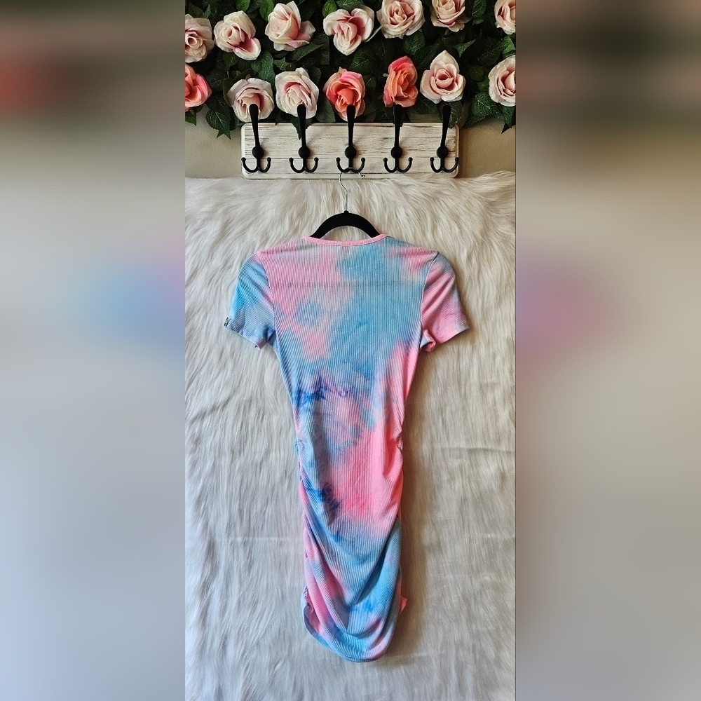 H&M Divided Lazy Surf Beach Club Tie-Dye Cutout Bodycon Dress - Picture 5 of 8